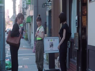 幸运少女组的海报